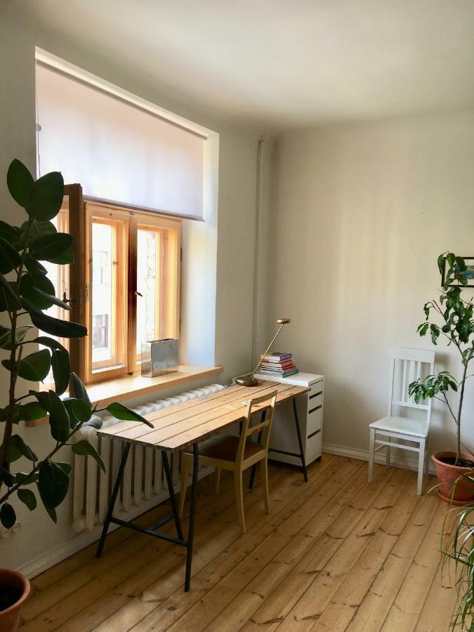 Sunrise apartment in the quiet centre Riga Extérieur photo